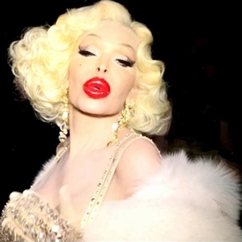 Why Amanda Lepore started going to clubs naked